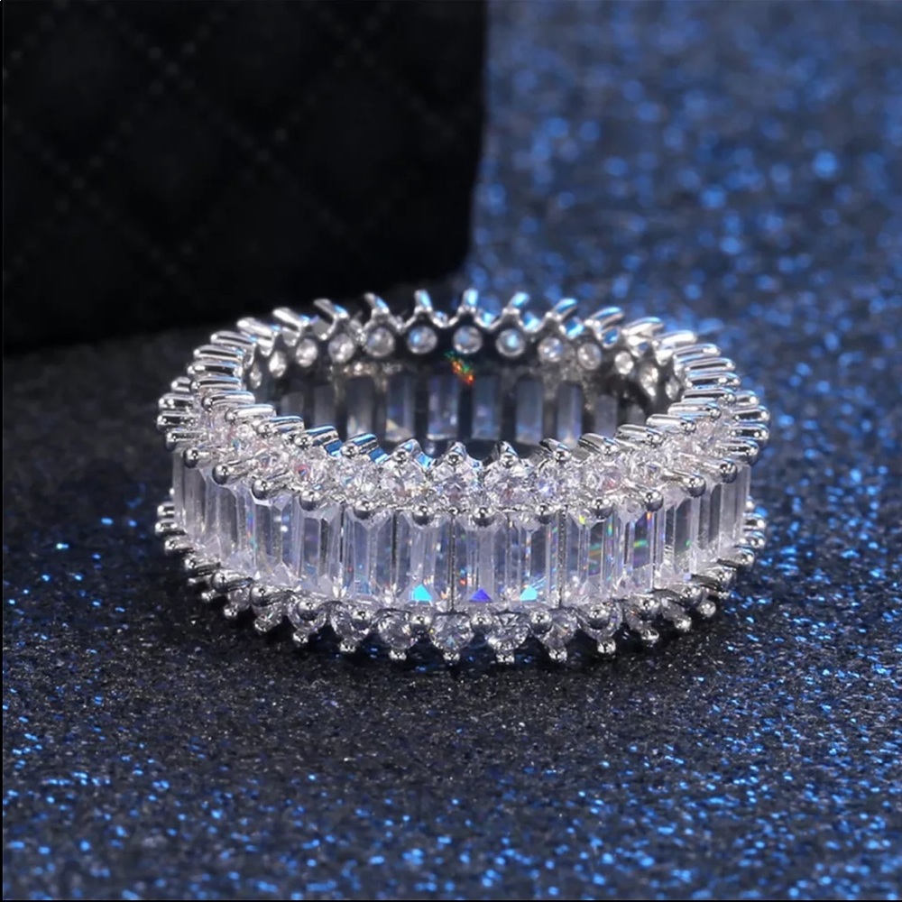 New 925 Silver Beautiful Diamond Bridal Ring - Picture 4 of 8